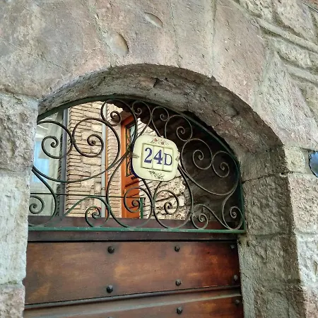 Apartment Easy Apartment, Your Entire House! Assisi
